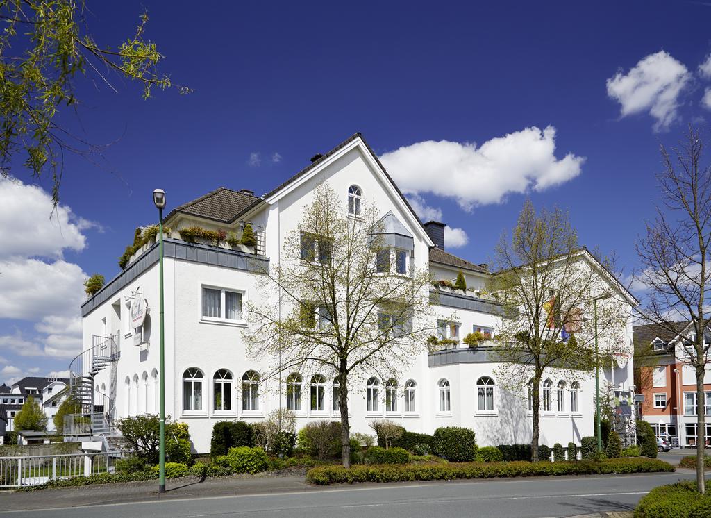 Kochs Stadthotel Olpe bei Meschede Exterior foto